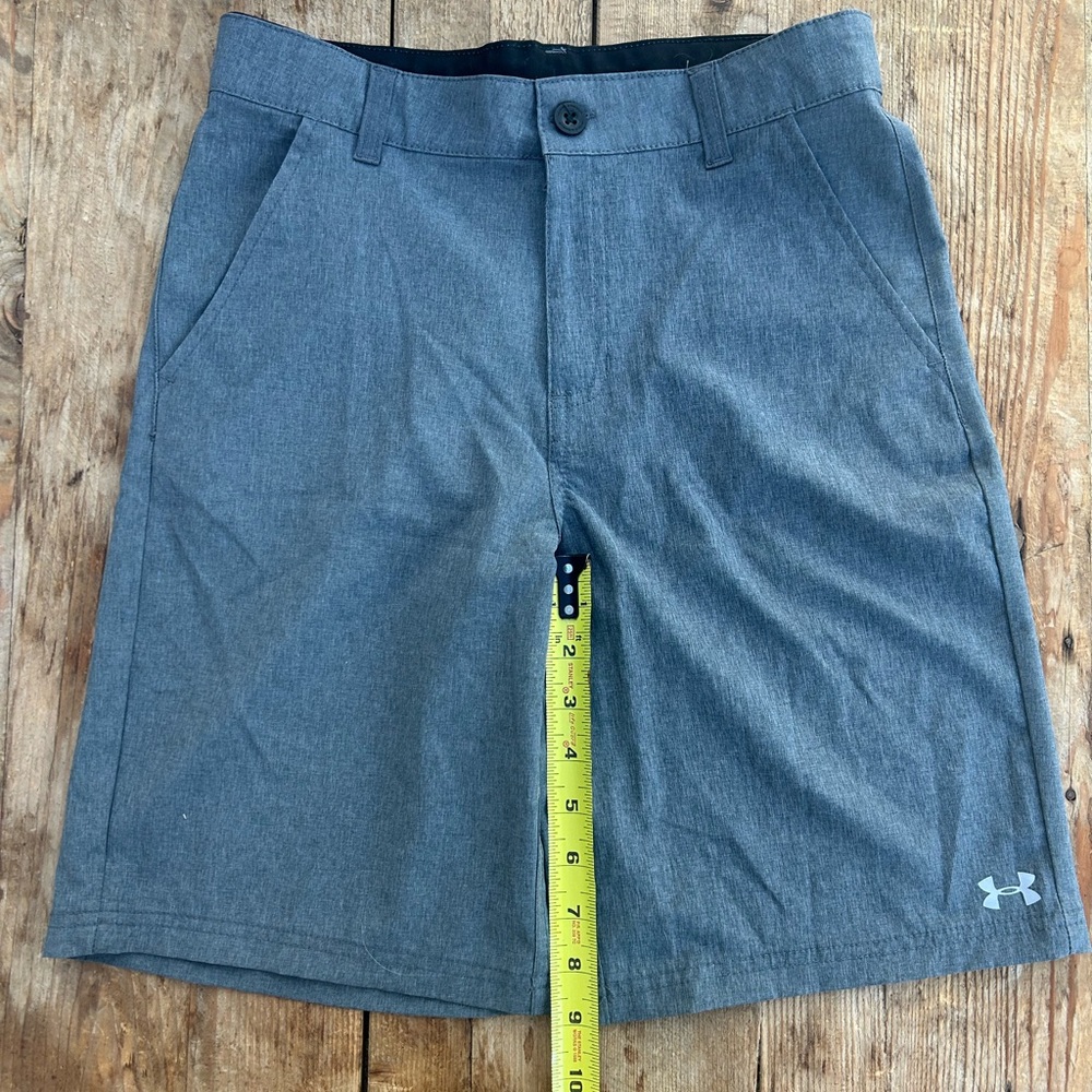 9 in Under Armour boys Charcoal Athletic Shorts